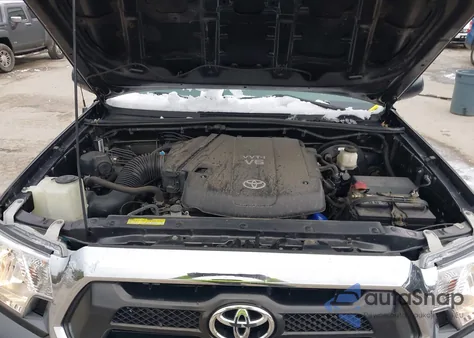 2014 Toyota Tacoma Base V6 z USA, uszkodzony, nr VIN 3TMLU4EN7EM146476